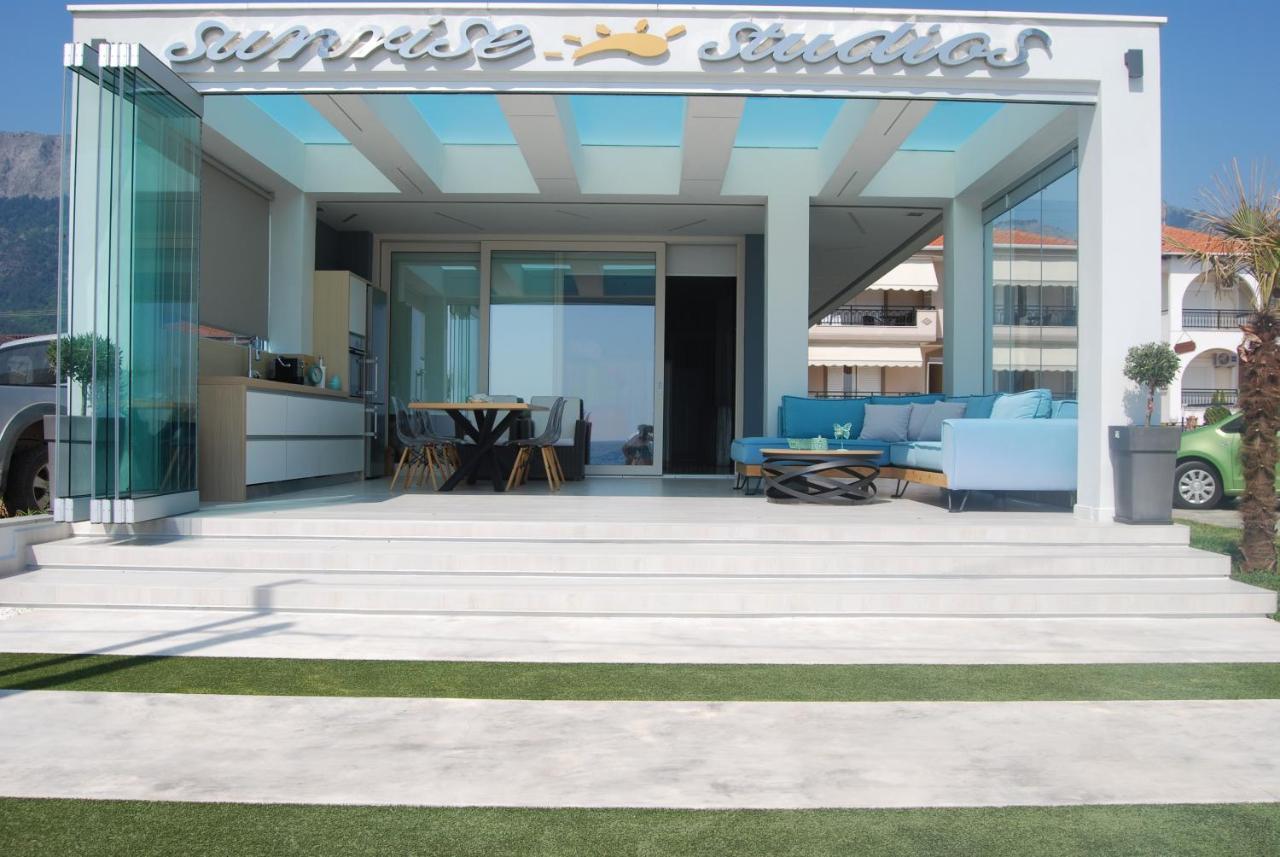 Sunrise Studios Resort สกาลา โปเตมิอัส ภายนอก รูปภาพ